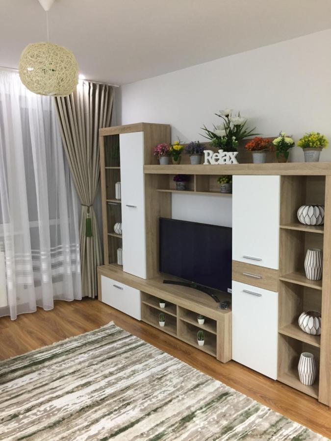 Roby Apartament Bucarest Esterno foto
