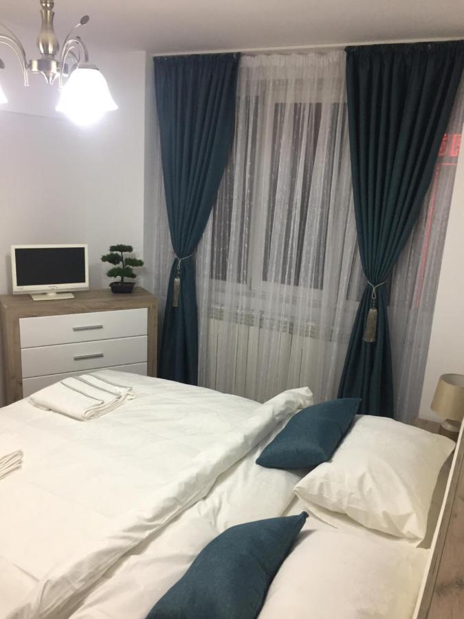 Roby Apartament Bucarest Esterno foto