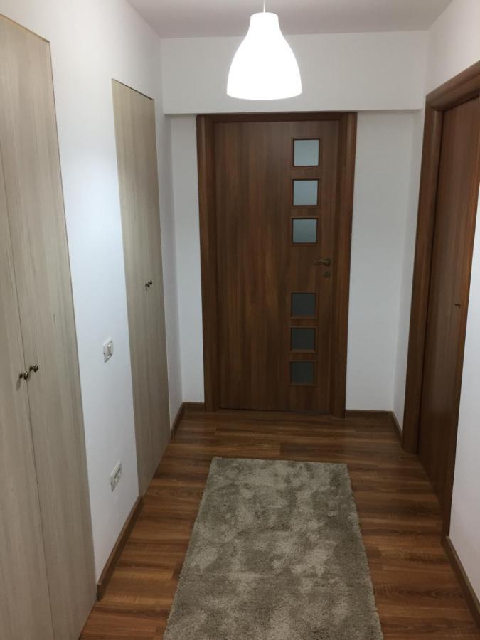 Roby Apartament Bucarest Esterno foto