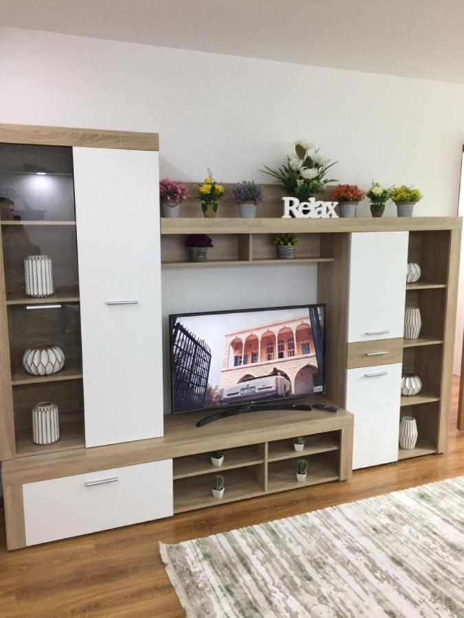 Roby Apartament Bucarest Esterno foto