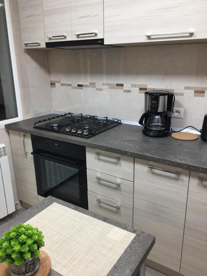 Roby Apartament Bucarest Esterno foto